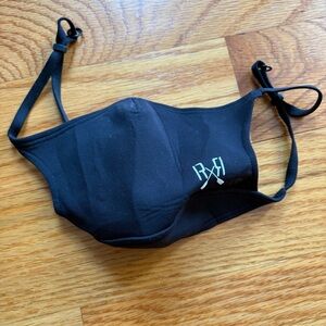 Lululemon black adjustable face mask